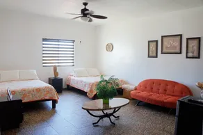 Apartment two blocks away from the beach - tourist area - Image 2