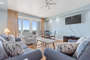328 Laketown Wharf~5 Large Pools~Sleeps 8 - Image 3