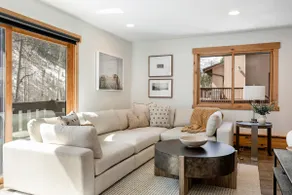 Cozy Vail Getaway 3 bd/2ba, private hot tub - Image 5