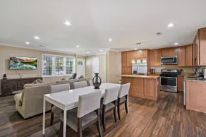 Entertaining | 5 Bedrooms | Luxury | DC Vibe - Image 3
