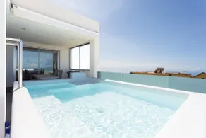 Pool Jacuzzi Home of Tulio - Image 2