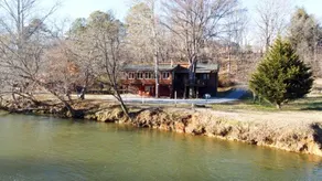 The Ruby River - Phenomenal Riverfront Cabin - Image 2
