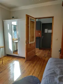 NON-Smoking Tiny Riga Center Apt + Free Parking - Image 5