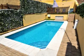Breeze: Downtown house with pool near the beach - Image 3