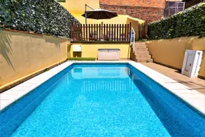 Breeze: Downtown house with pool near the beach - Image 2