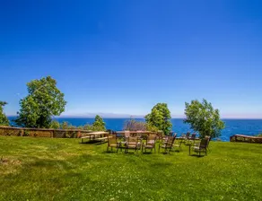 Spacious Lake Superior Condo (Chateau Leveaux #9) - Image 4