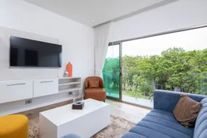 NEW, SAFE, PRIVATE APT IN A BOUTIQUE CONDOMINIUM - Image 3