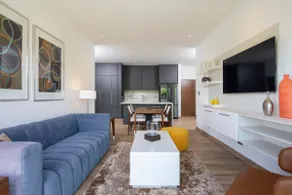NEW, SAFE, PRIVATE APT IN A BOUTIQUE CONDOMINIUM - Image 5