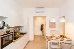 Appartement de vacances avec internet haut débit | Proche Colisée | Vue ville - Image 5