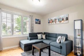 Cozy bungalow, Montreal - Image 2