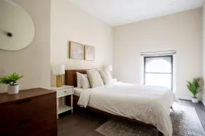 Luxury at a Discount!! 2br/2ba | 200mbps Internet - Image 2
