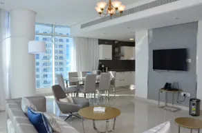 Luxury Three Bedroom Suites - Image 2