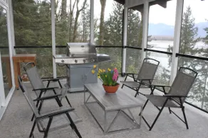 Chilliwack Riverview Spacious Suite - Image 2