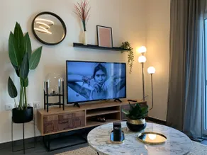 Chic in the City #hosted by DoorMat - Image 3