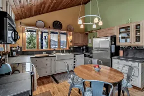Rustic Cabin Wood Fireplace & Large Deck - Image 2