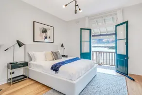 Harbour View Terrace House In The Heart Of The Rocks - Image 3