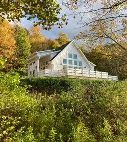 Roxbury private 3BR w/ fire-pit, sweeping Mt views- 5 wooded acres. Near Skiing! - Image 2