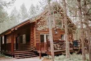 Log Retreat Near Yellowstone National Park w/Hot Tub & Sauna - Image 3