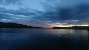 Chalet Ô Trois-Saumons Directly on the Lake - Image 2