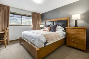 Lovely 3BR condo with Hot Tub at the Edge of Canmore - Image 5