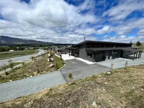 Tekapo Ski Club Retreat - Image 2