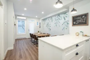 Beautiful MonLimoilou Condo with parking - Image 5