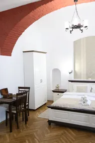 Residence Krone Brasov, centrul istoric dbl deluxe - Image 3
