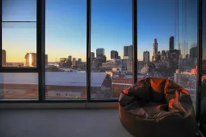 Amazing View 3 BR*2BTH*P APT with balcony and Pool  in Heart of Southbank - Image 3