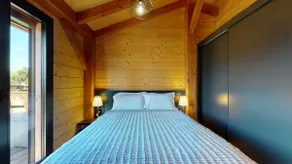 Swiss chalet, 7 mins from ski station - Image 3