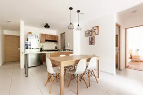 Awesome Modern Flat in Top Location - Image 3