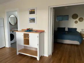 Sunset Beach Guesthouse - Image 5