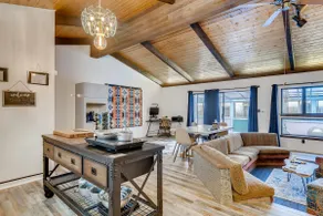 Hot Tub * Patio | 5 mins: Manitou, Garden of Gods - Image 4