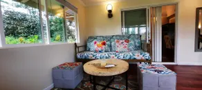 Leilani House - Private Guest Suite ”Cha-Cha Room” - Image 3