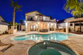 Private Vegas Retreat! Close the strip!20:) - Image 3