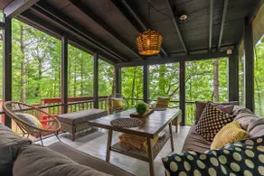 Stunning Muskoka Lakehouse minutes to Huntsville - Image 3