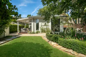 Bowral luxury living - Image 2