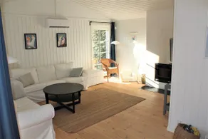 Nice summer house in Rågeleje - Image 3