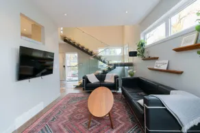 CENTRAL, INFILL, BRIGHT High-End Living w/ 4 beds - Image 5