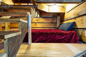 Storybook Tree House- 2 Mins to Local Breweries! - Image 5