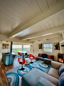 Whale Tail Bahay |Walk to Beach Ocean View Hot tub - Image 4