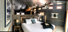 Romantic cabin @The Blanco - Hot Tub - Deck View - Image 2