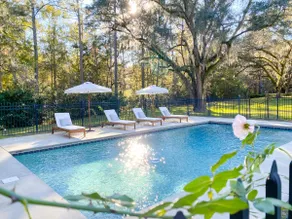 Sienna Lee Gardens: A Beautifully Renovated Home - Image 4