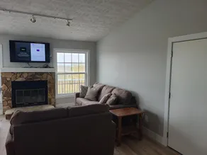 Bayview Condo #4, Ogallala Beach - Image 5