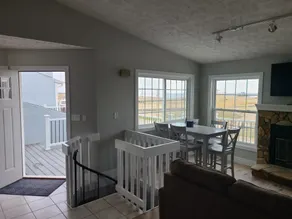 Bayview Condo #4, Ogallala Beach - Image 3