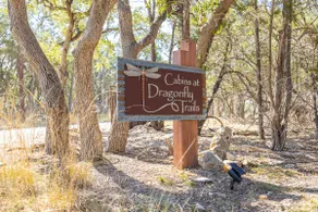 HIll Country Cabin ❤️ Private Hot Tub 〰️Hiking Trails - Image 2