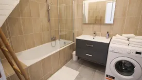 (B1) Spacious 2 bedrooms - Downtown - Image 4