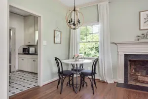 The Cottage on Hay Street - Downtown, Pet Friendly - Image 2