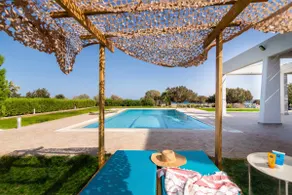 The "Perfect Beach House" Villa - Image 4