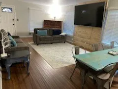 Little Big House - Image 5