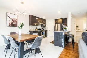 *Spa Oasis Home*Hot Tub*King Bed*BBQ*Garage*Pets! - Image 2